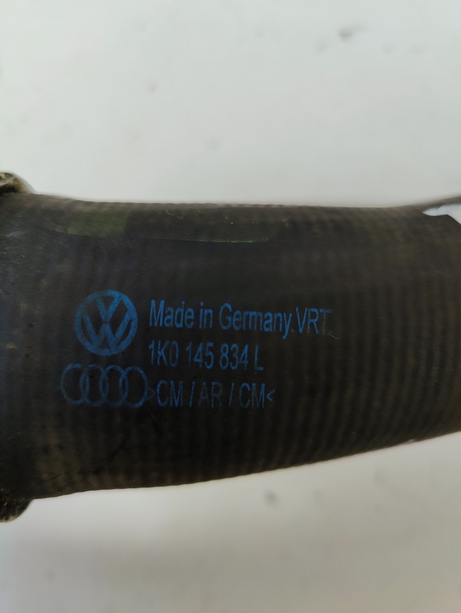 Патрубок интеркулера VW TOURAN 2.0 TDI 1K0145834G
