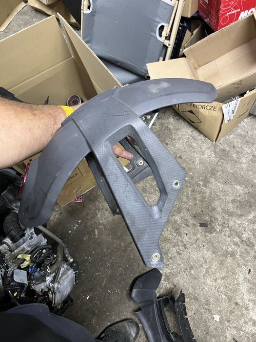 Gilera nexus 125/300 blotnik kola tył