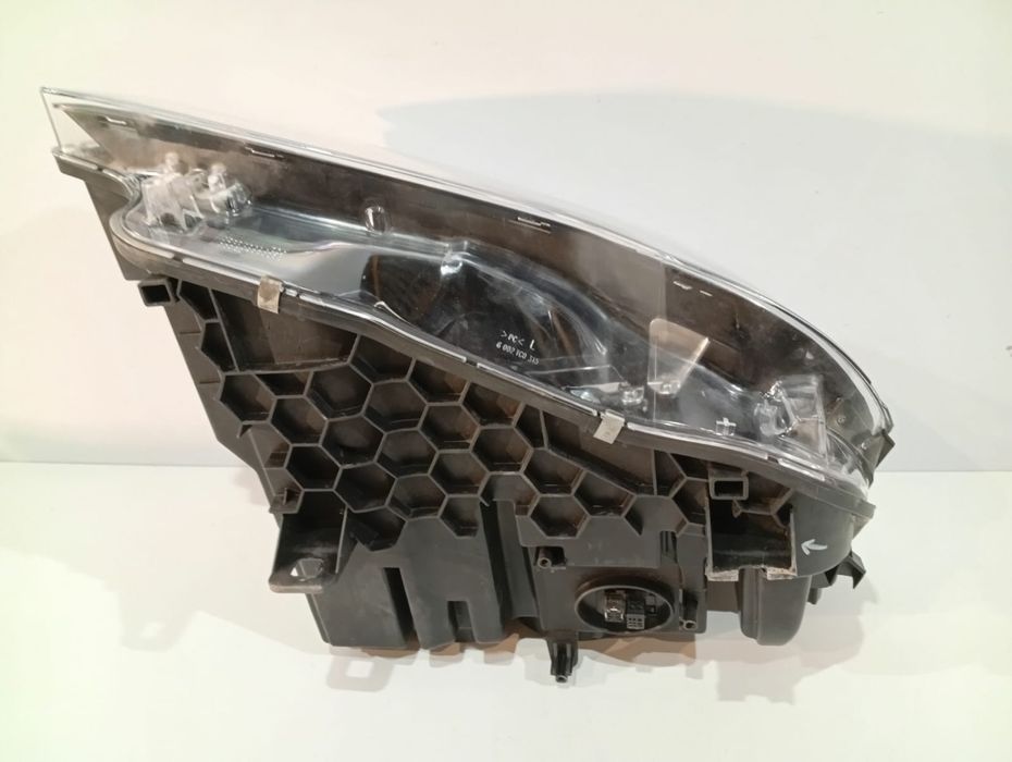 BMW X3 F25 X4 F26 Lampa Bi-Xenon nieskrętny Lewa - 18256