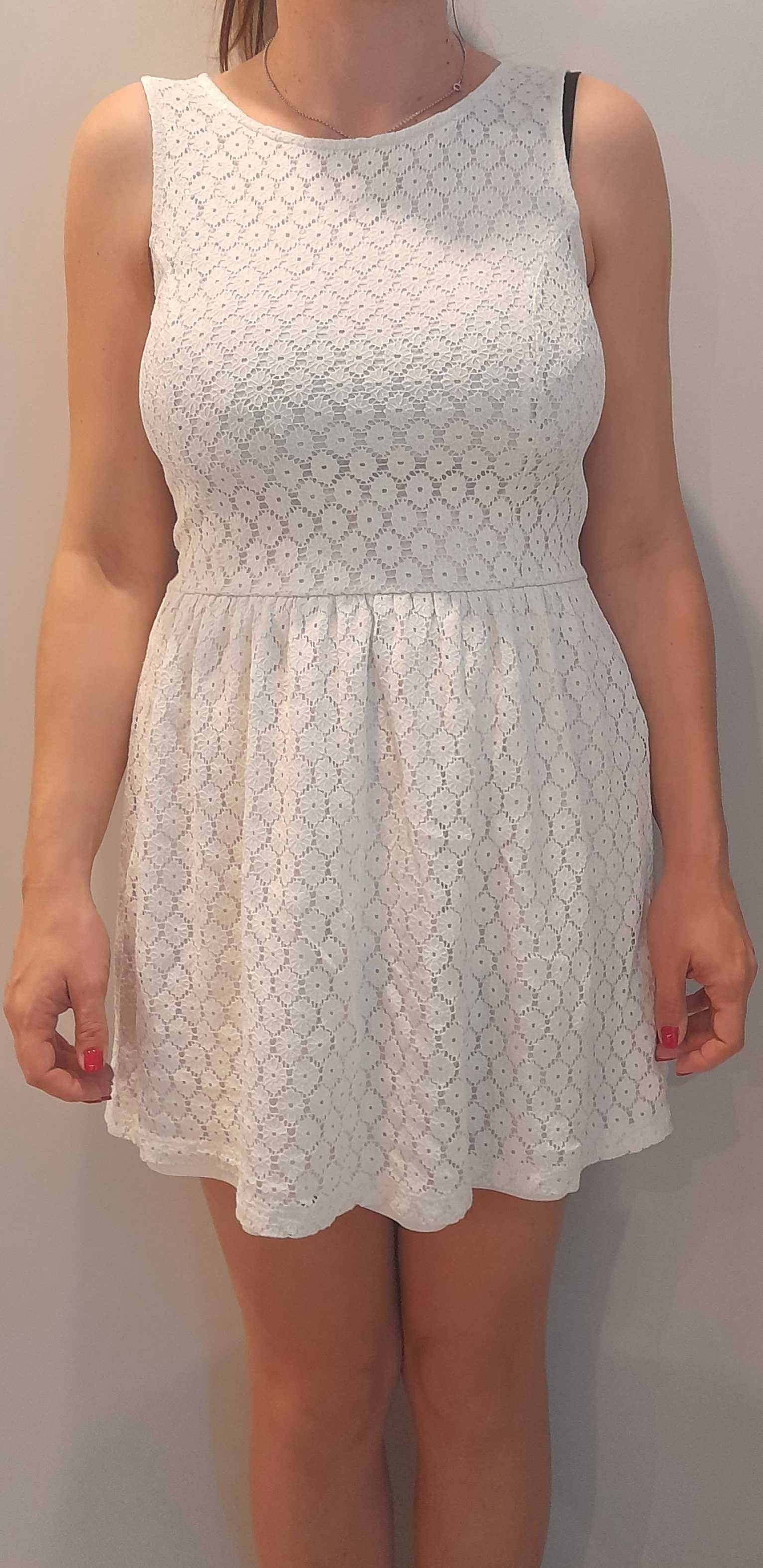 Sukienka koronkowa koktajlowa biała L 40