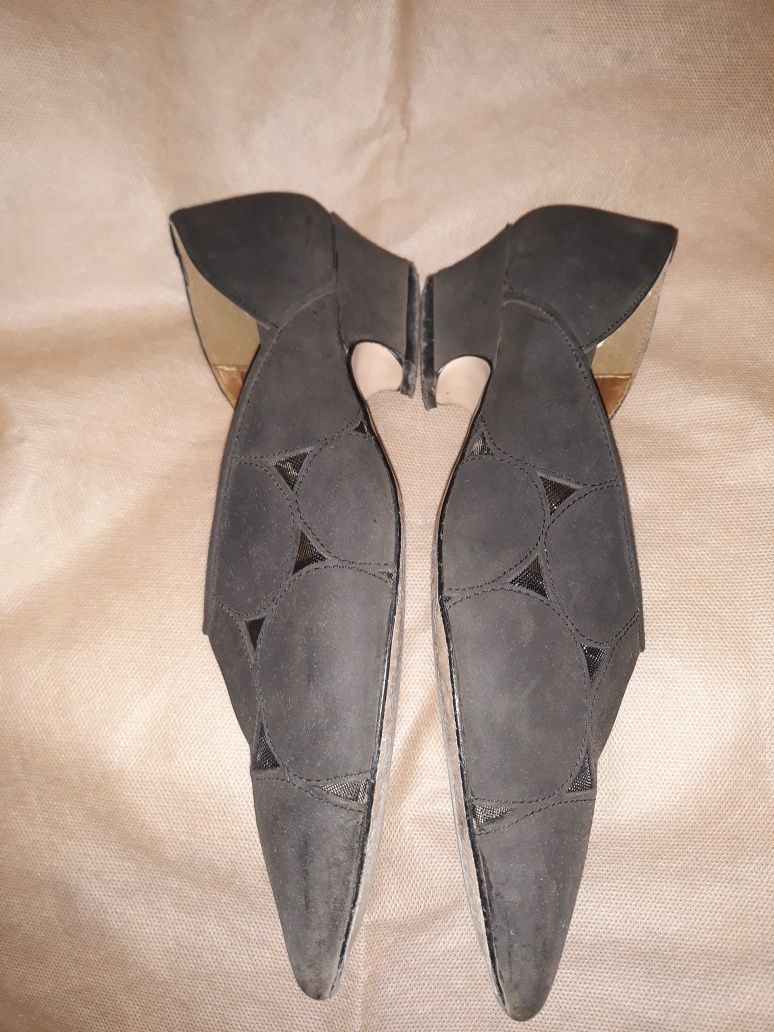 Туфли чёрные женские кожаные eclipse на низком каблуке 36 37 лодочки