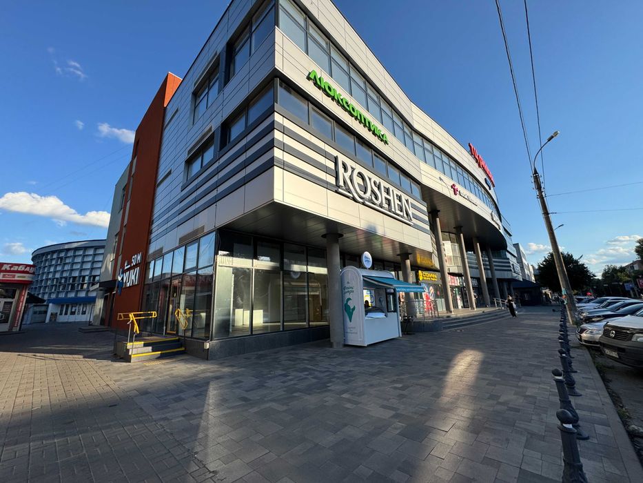 Торгове приміщення в ТЦ Ринковий