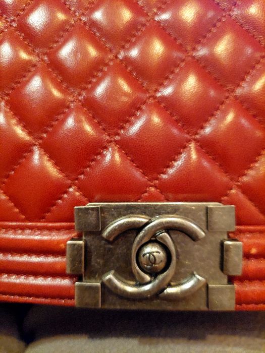 Шкіряна сумка Chanel через плече