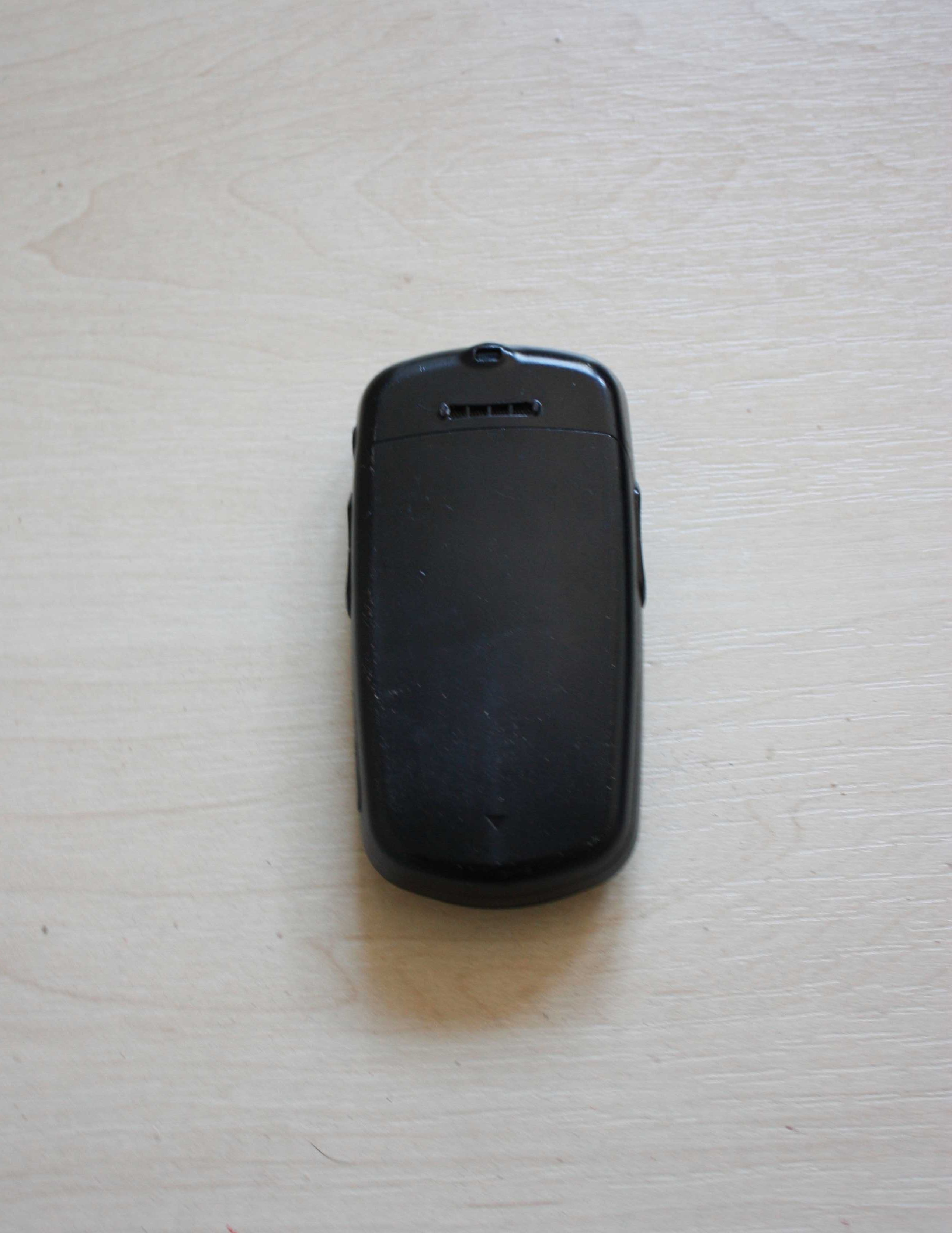 Мобильный телефон Samsung SCH-U350 (CDMA)