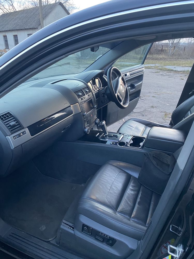 Розборка Volkswagen Touareg фольцваген таурек салон кожаний електро