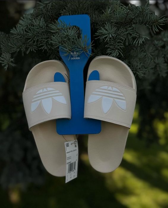 Розпродаж Чорної Пʼятниці !Шльопанці жіночі adidas ADILETTE LITE
