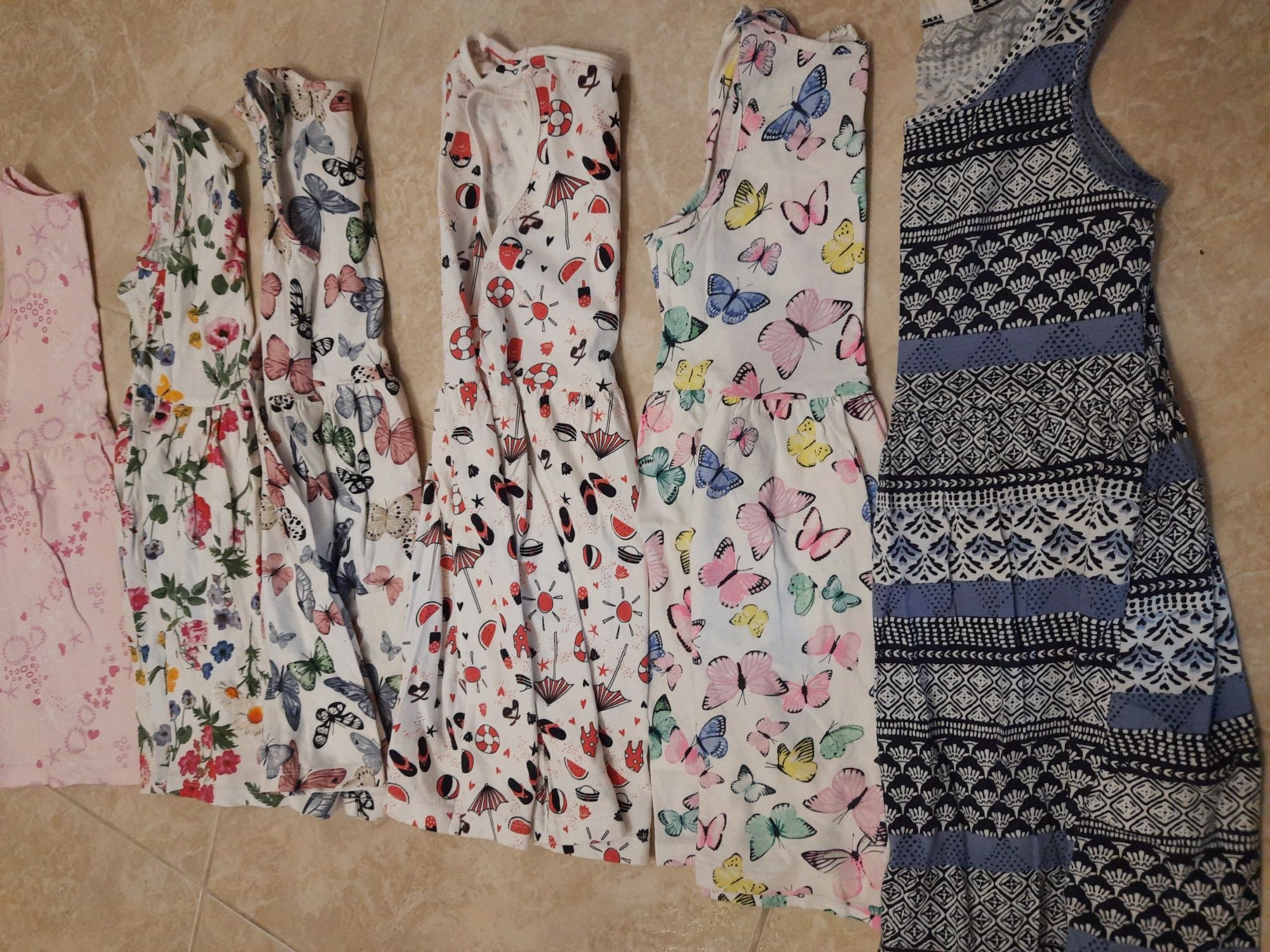 Sukienka, sukienki na ramiączka, na lato H&M 110/116