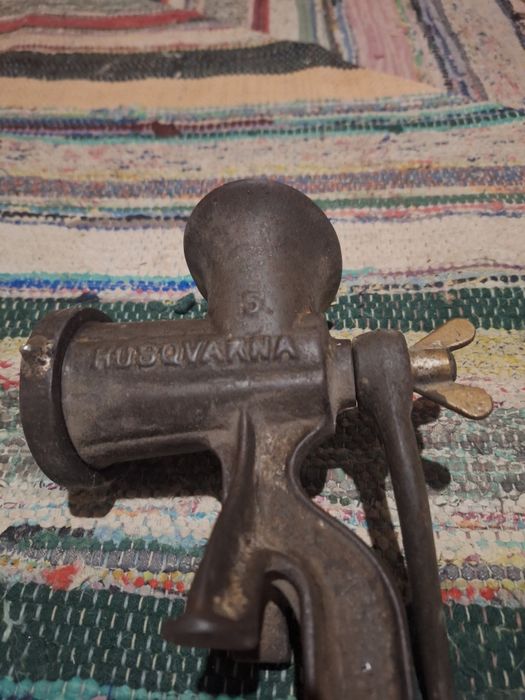 М,ясорубка husgvarna