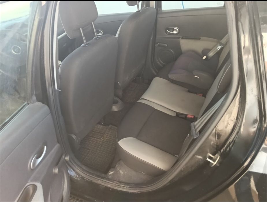 Renault Clio Break 1.2 16v – 101cv