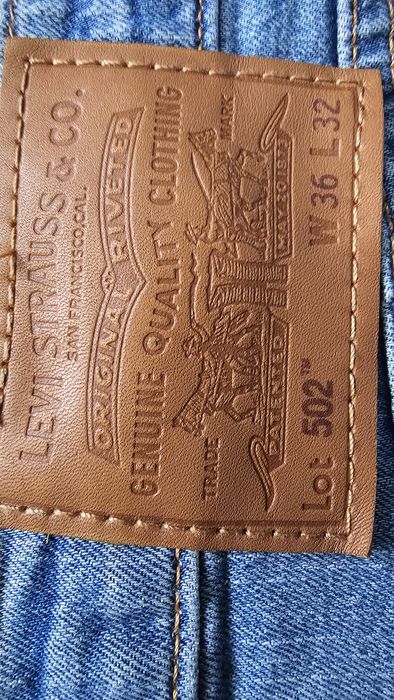 Джинси Levis 502