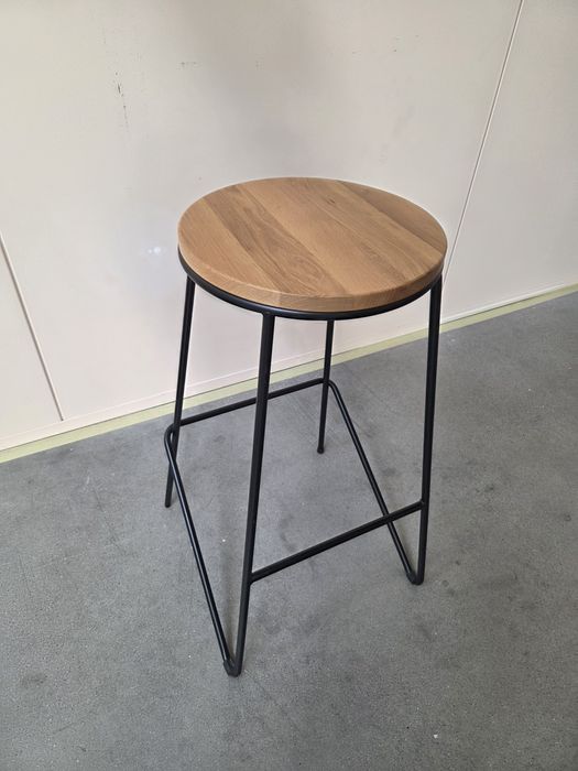 Hoker / stołek kuchenny