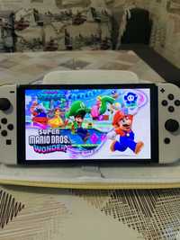 Nintendo switch oled +кейс идеальное состояние