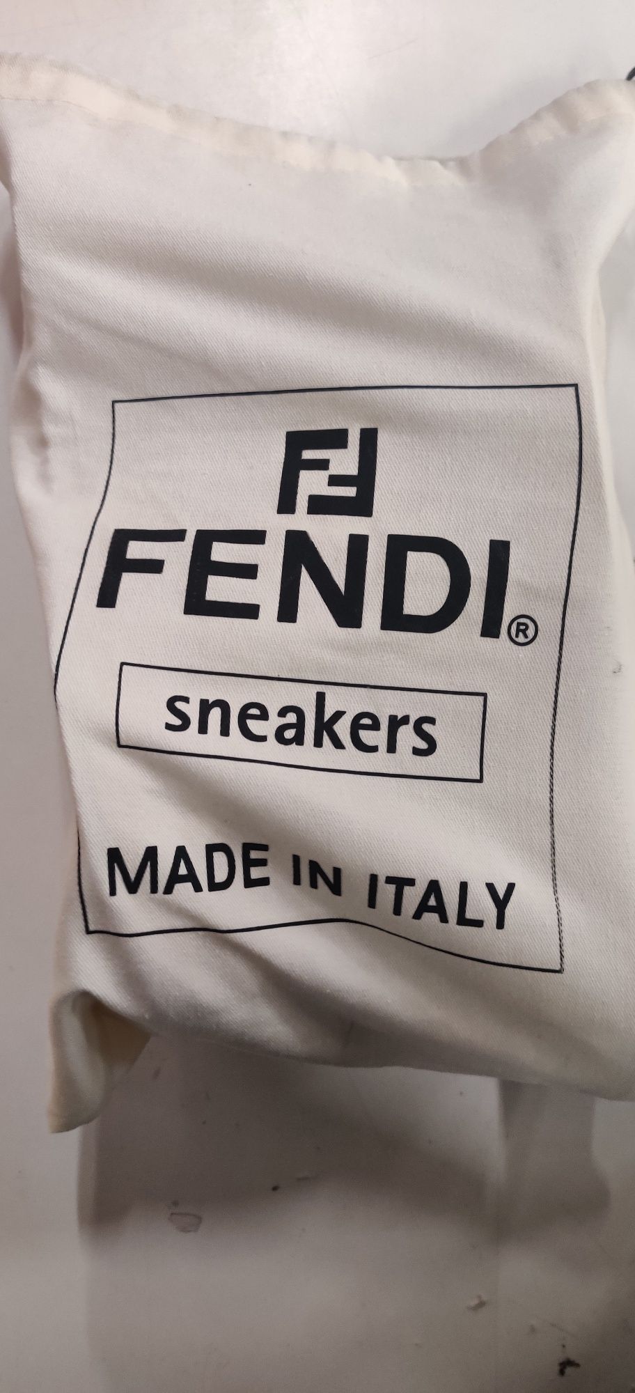 Buty Fendi Flow rozmiar 43