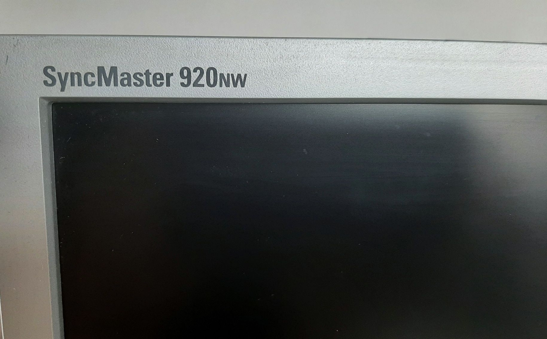 Monitor Samsung SyncMaster 920NW 19''