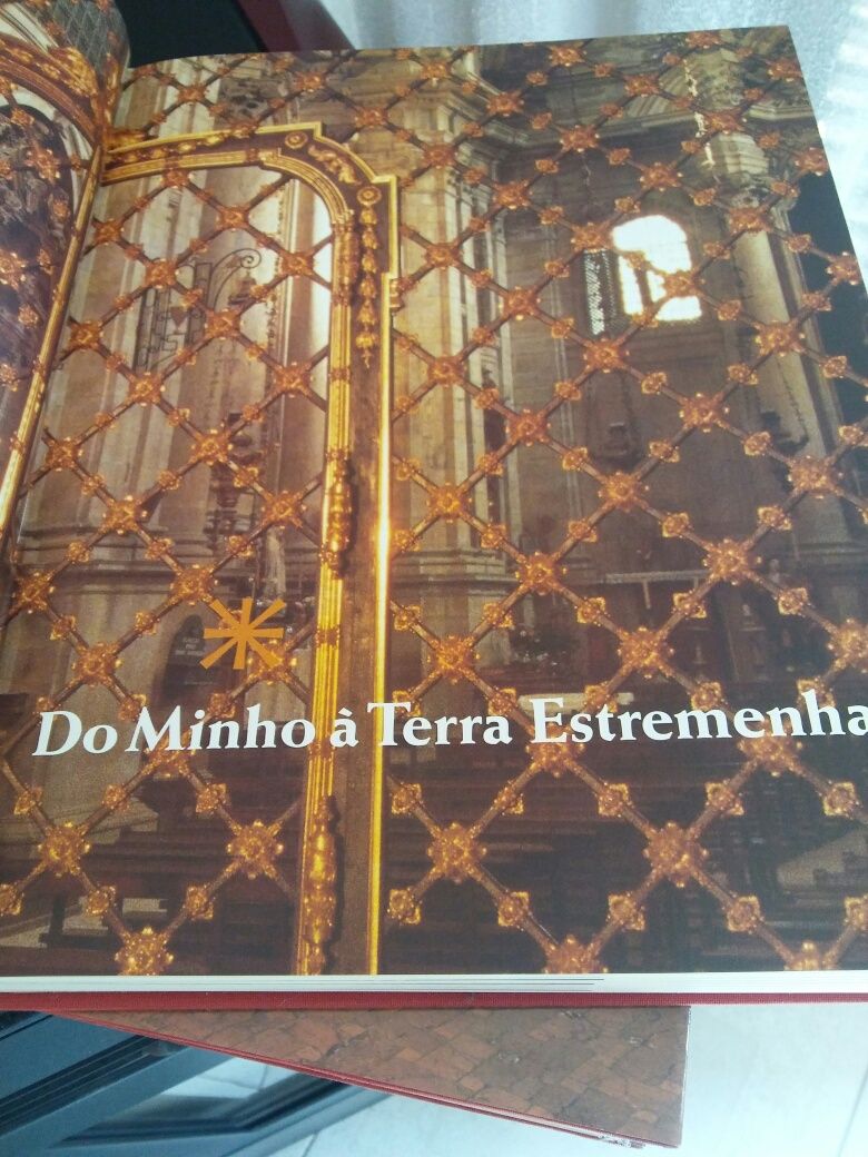 As mais belas Igrejas de Portugal ( volumes I e II )