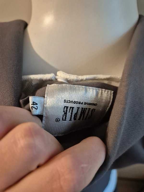 Prosta marynarka damska na guzik 42 XL
