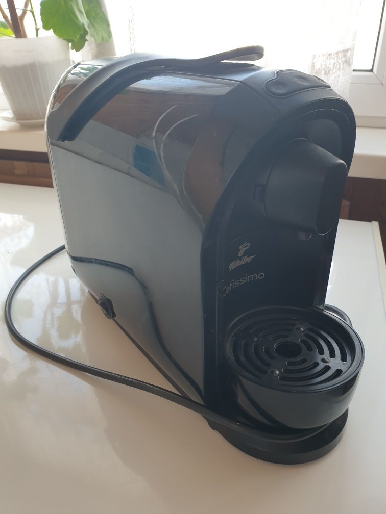 Кавомашина tchibo cafissimo pure black срочно