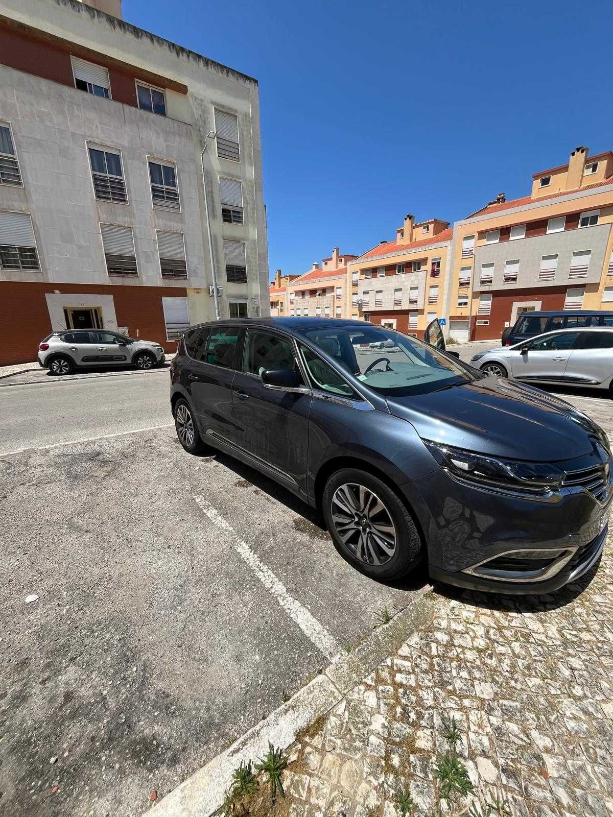 Renault Espace Initiale Paris