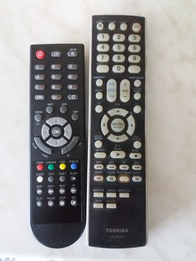 Telewizor Toshiba 22 LCD/DVD wraz z wyposażeni