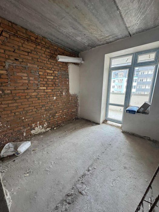 Продаж 1к квартири 32 м2 ЖК Спрінг Таун Нова Рів'єра на етапі здачі