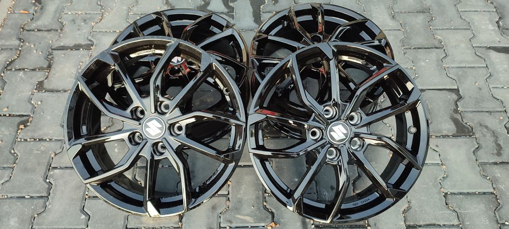 17 5X114,3 6.5J et50 Suzuki Vitara czarne felgi nowe