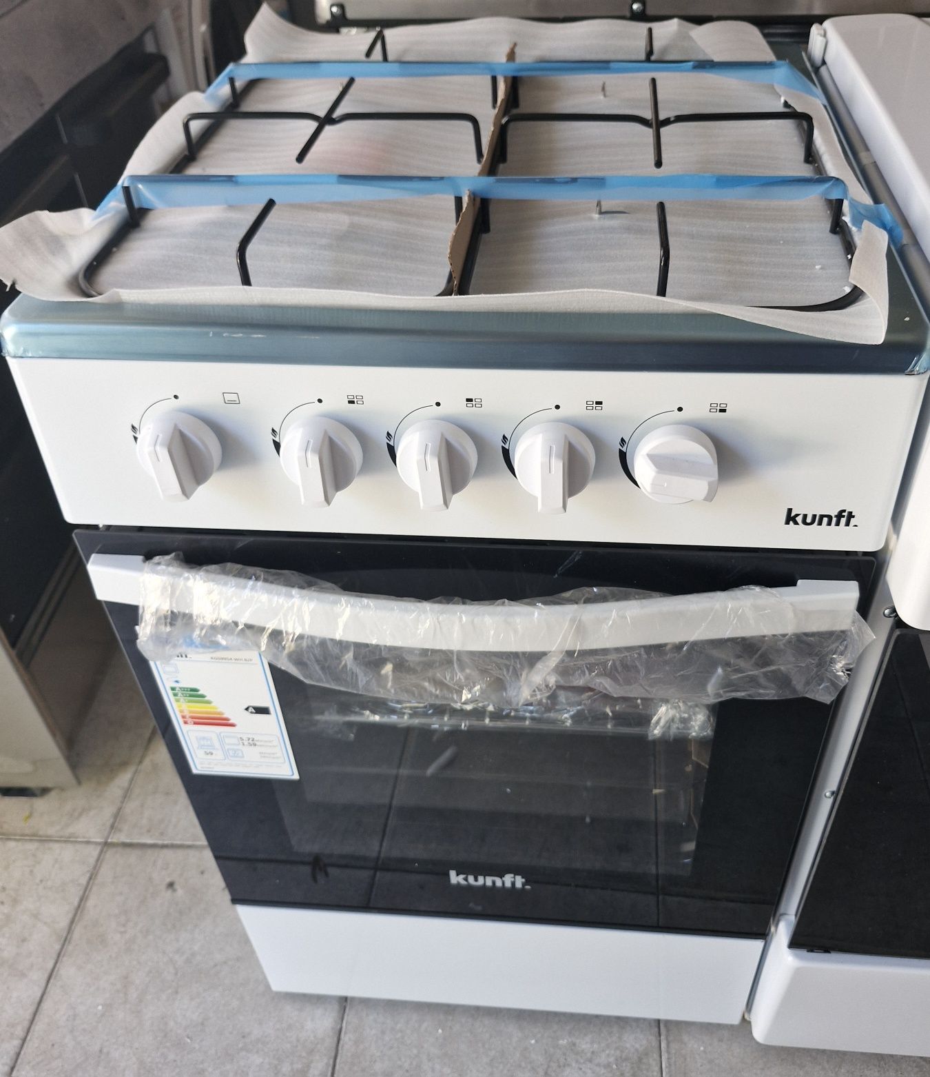 Fogao kunft a gás  cinza/ branco