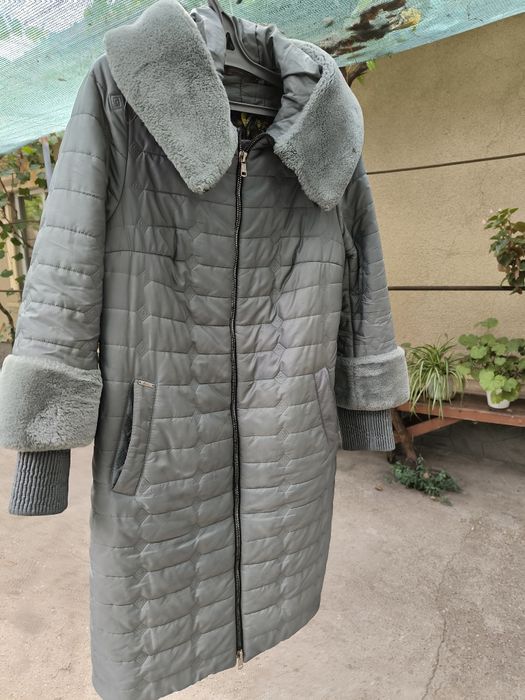 Куртка пуховік жіноча