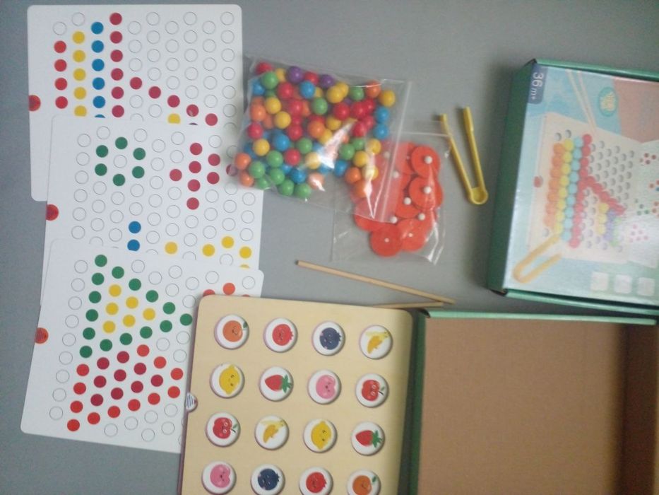 Розвиваюча гра 2 в 1:  мозаїка та мемори.