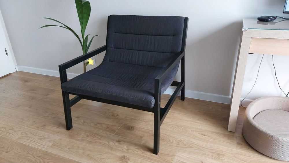Fotel drewniany tapicerowany_SPANST_IKEA_804.172.12_czarny