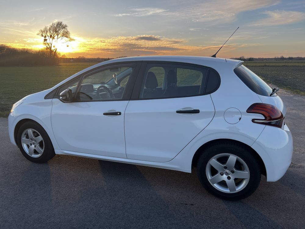 Peugeot 208 z 2018r