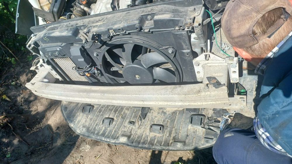 Радиатор ситроен ц4  CITROEN c4 B7