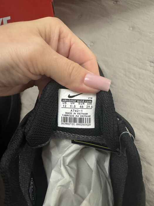 Кросівки чоловічі nike
