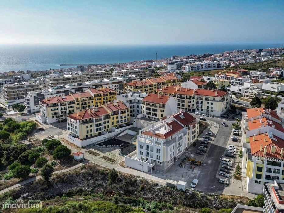 T2 Rés-do-Chão com Terraço e um quarto en suite