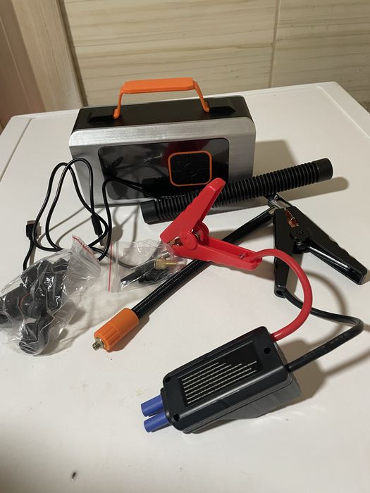 Зарядний пристрій , павербанк, зарядка, зарядна станція