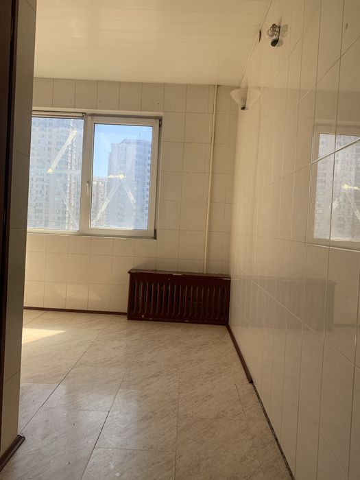 Продаж 2кв. 56м. Вул. Харьківське шоссе 148 Метро 10 хвилин. Терміново