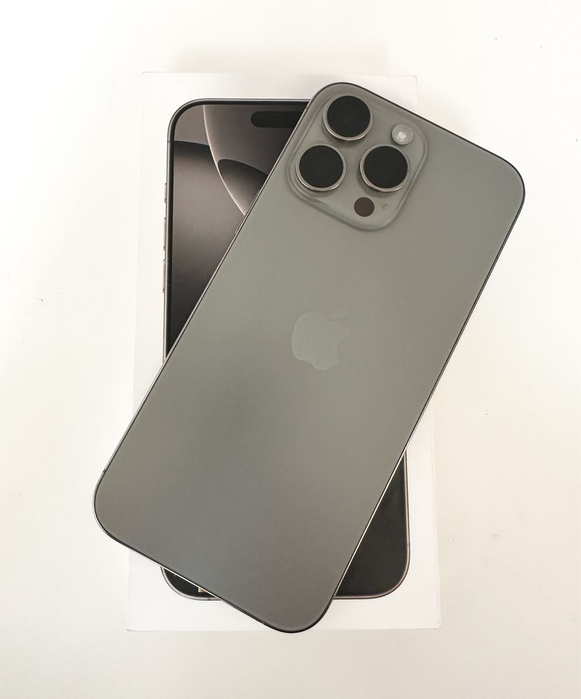 iPhone 16 Pro Max 256GB - Komplet - Gwarancja Apple do 06.2026