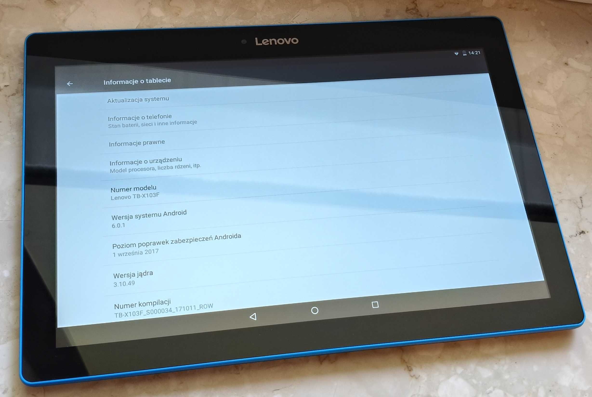 Tablet Lenovo TAB 10 TB-X103F 10,1" 1GB/16GB + etui otwierane skórzane