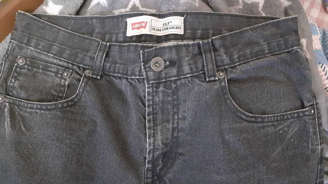 Черные джинсы Levis