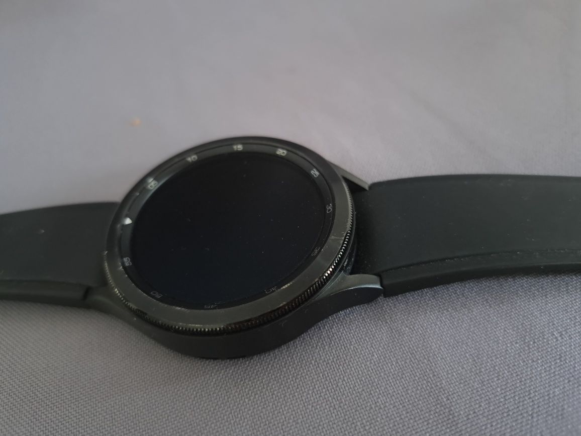 Samsung galaxy watch 4. 46mm