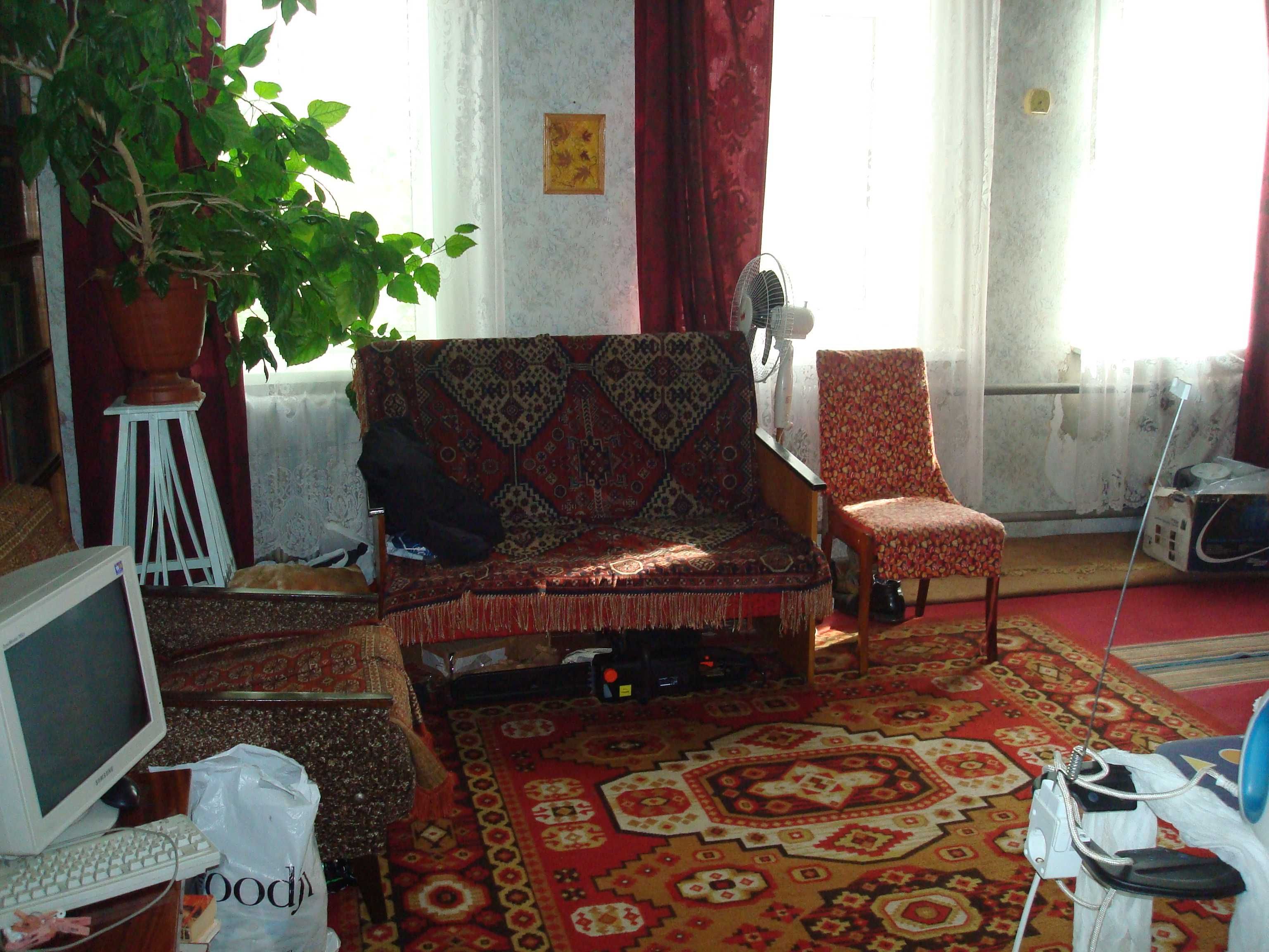 Продаж ВЕЛИКОГО будинку в центральній частині м. Звенигородка