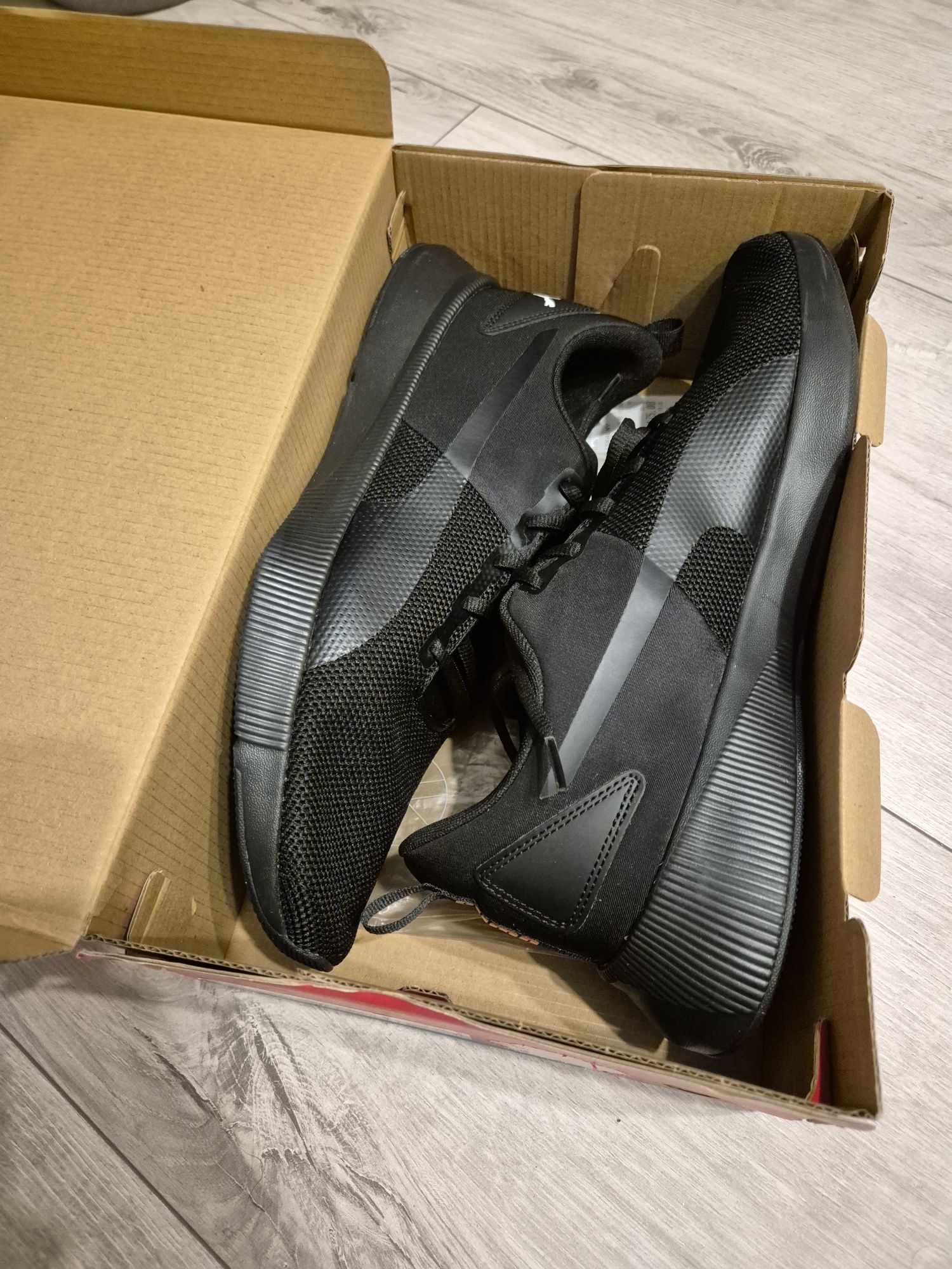Puma FLYER  - Obuwie do biegania treningowe