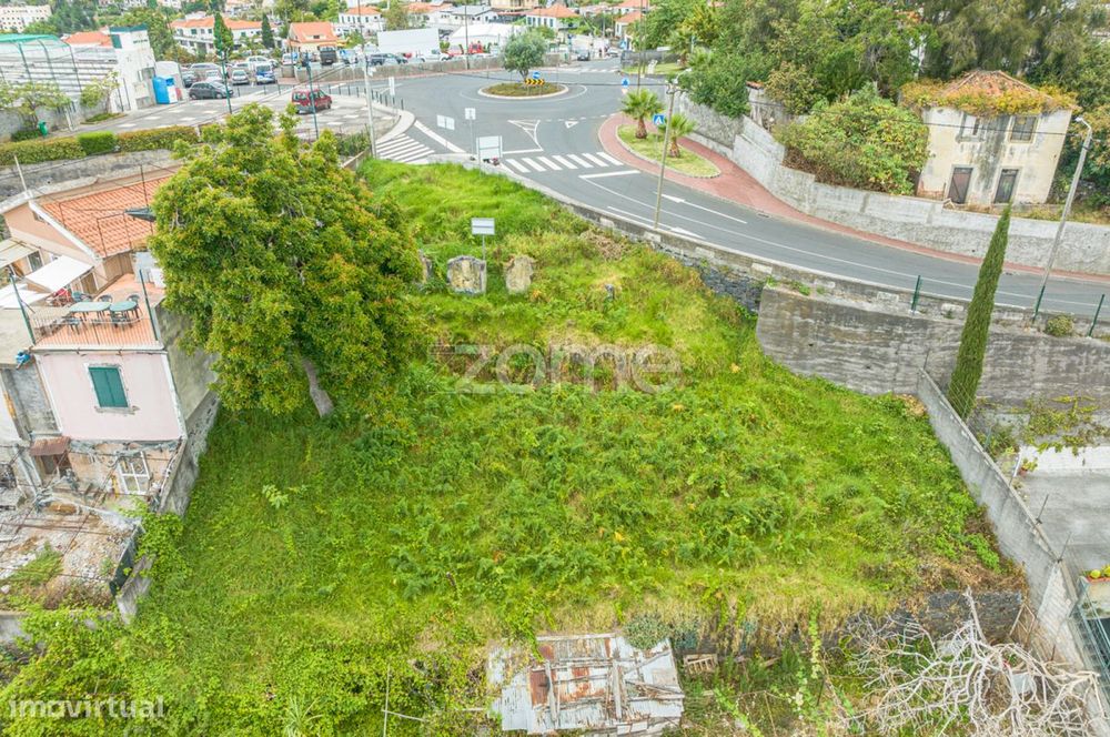 Terreno Urbano localizado em São Roque- Funchal
