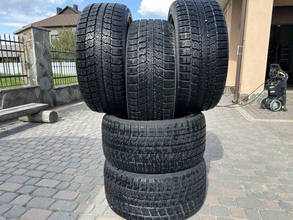 Зимова резина різноширока 315/35 і 275/40 р20