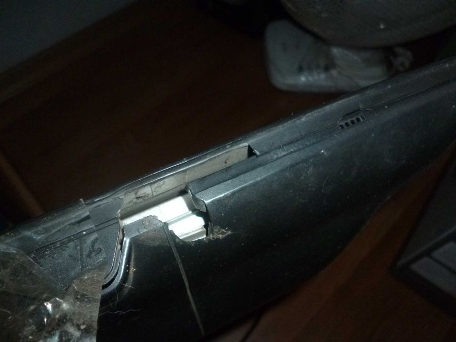 Телевизор DEX LE 2280 неисправен на запчасти