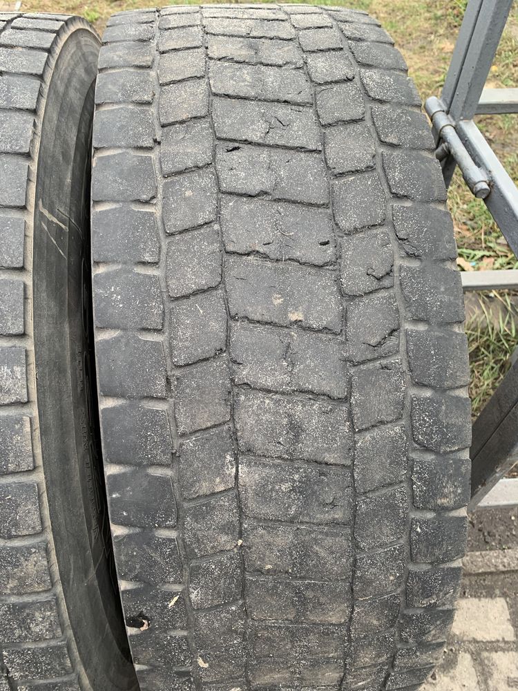 Bridgestone 315 70 22,5 продам 2 колеса грузовые