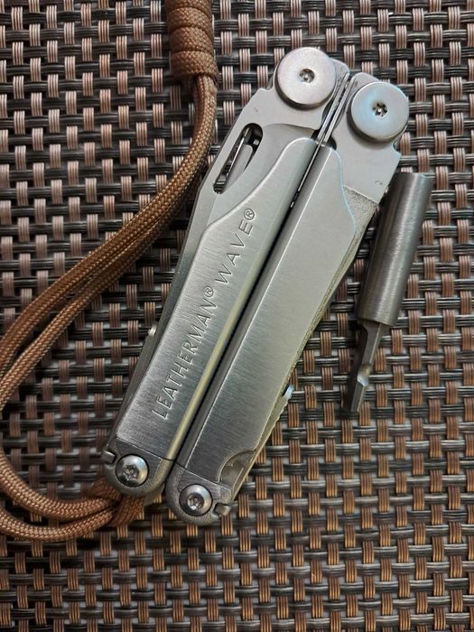 Мультитул Leatherman Wave