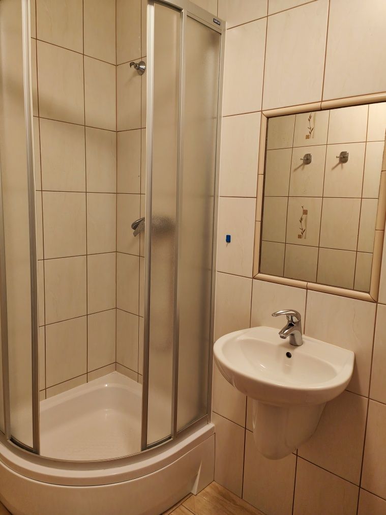 Pokój nocleg apartament nad morzem 2 3 4 osobowy Dziwnów trzyosobowy