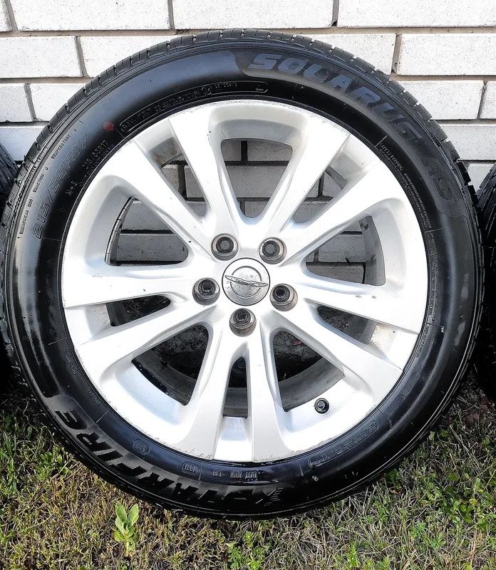 Диски R17 Chrysler 200 в сборе с резиной 215/55 r17 (5-6мм) да