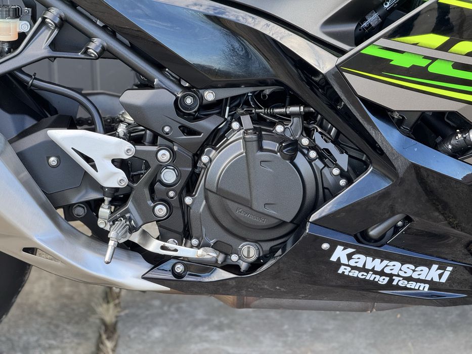 Kawasaki NINJA 400 ABS Motozet