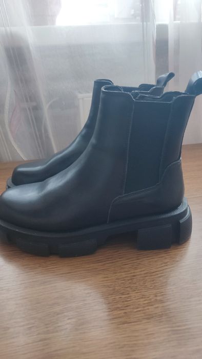 Черевики жіночі з натуральної шкіри